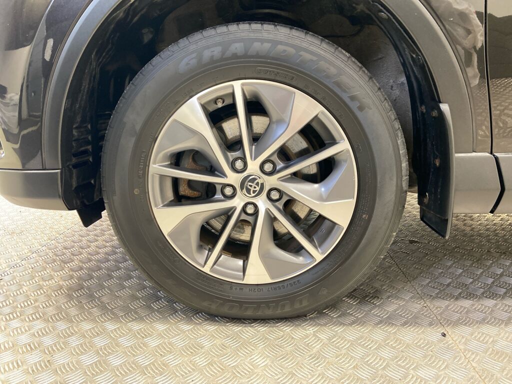 Toyota RAV4 2017 Musta