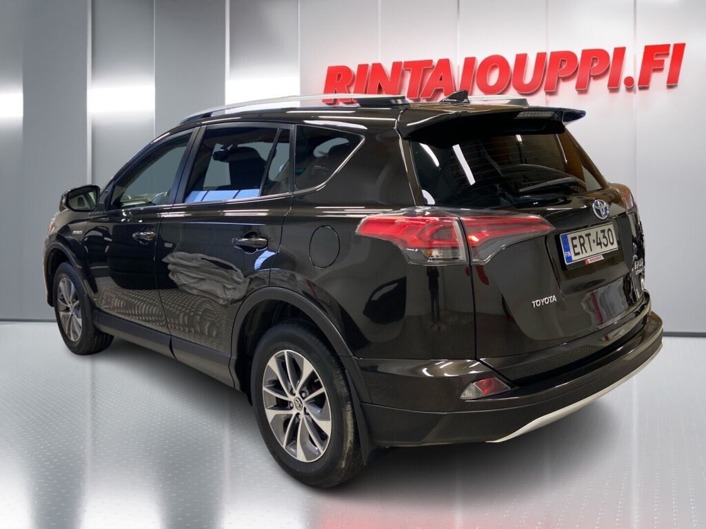 Toyota RAV4 2017 Musta