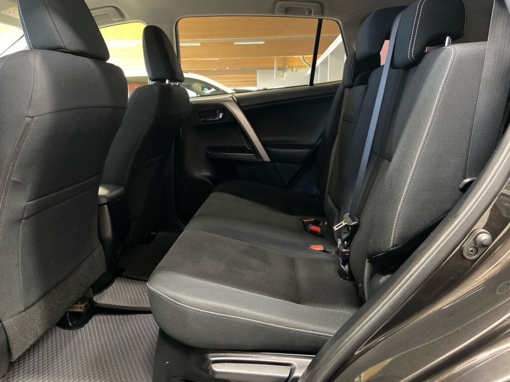 Toyota RAV4 2017 Musta