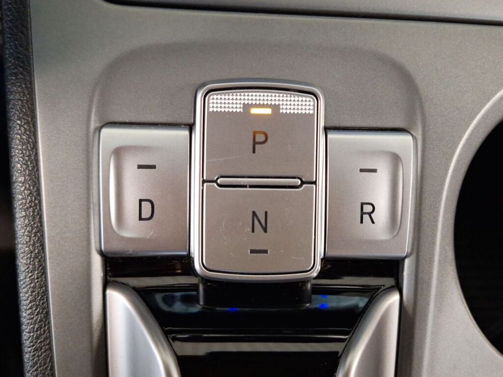 Hyundai KONA 2023 Harmaa