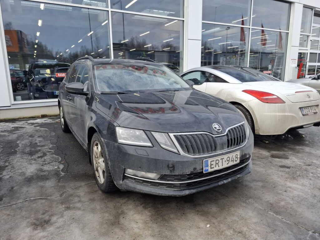 Skoda Octavia 2019 Musta