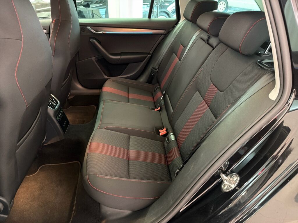 Skoda Octavia 2019 Musta