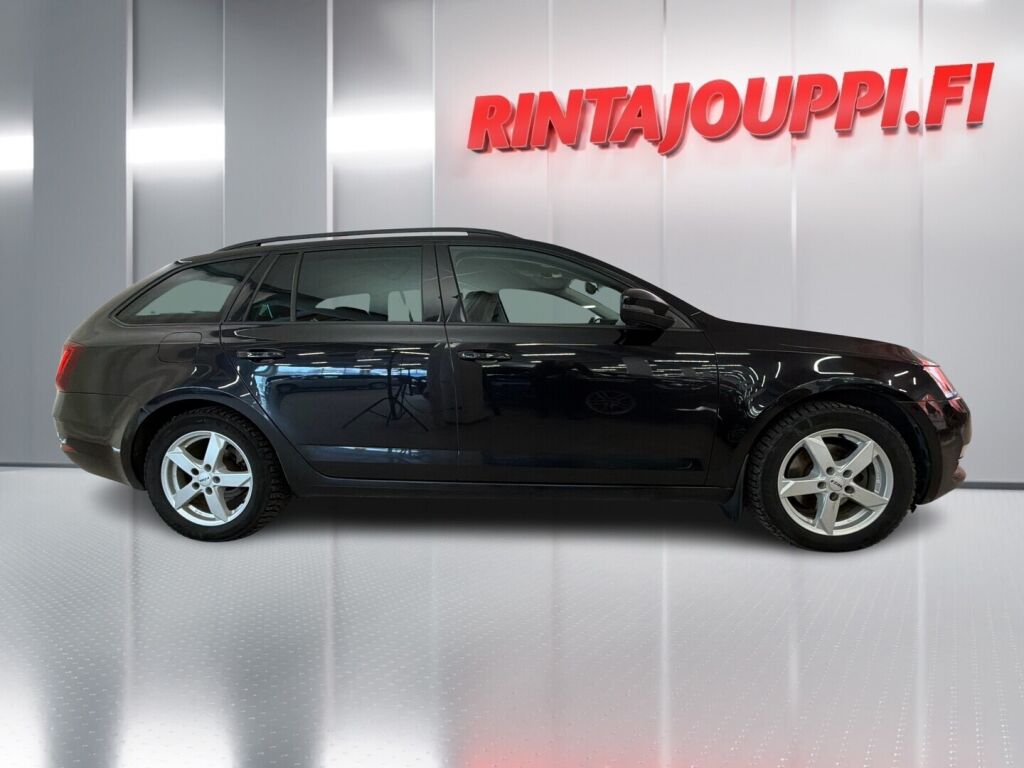 Skoda Octavia 2019 Musta