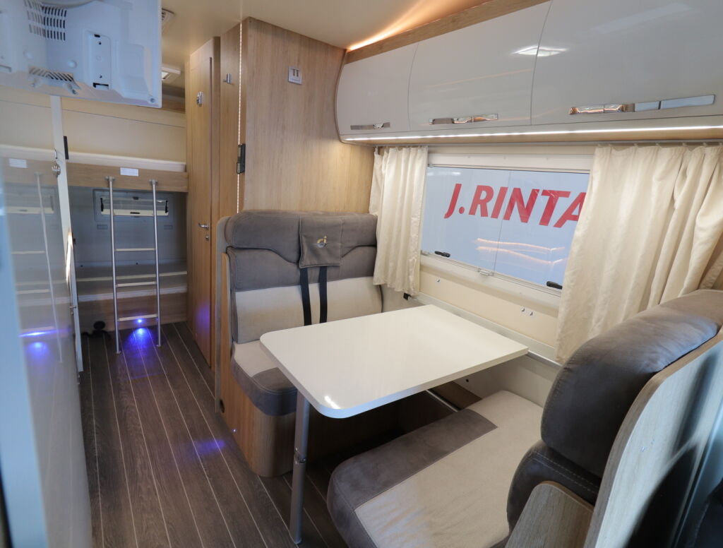 Ci ELLIOT 79 M 2020 Valkoinen