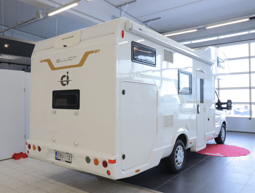 Ci ELLIOT 79 M 2020 Valkoinen