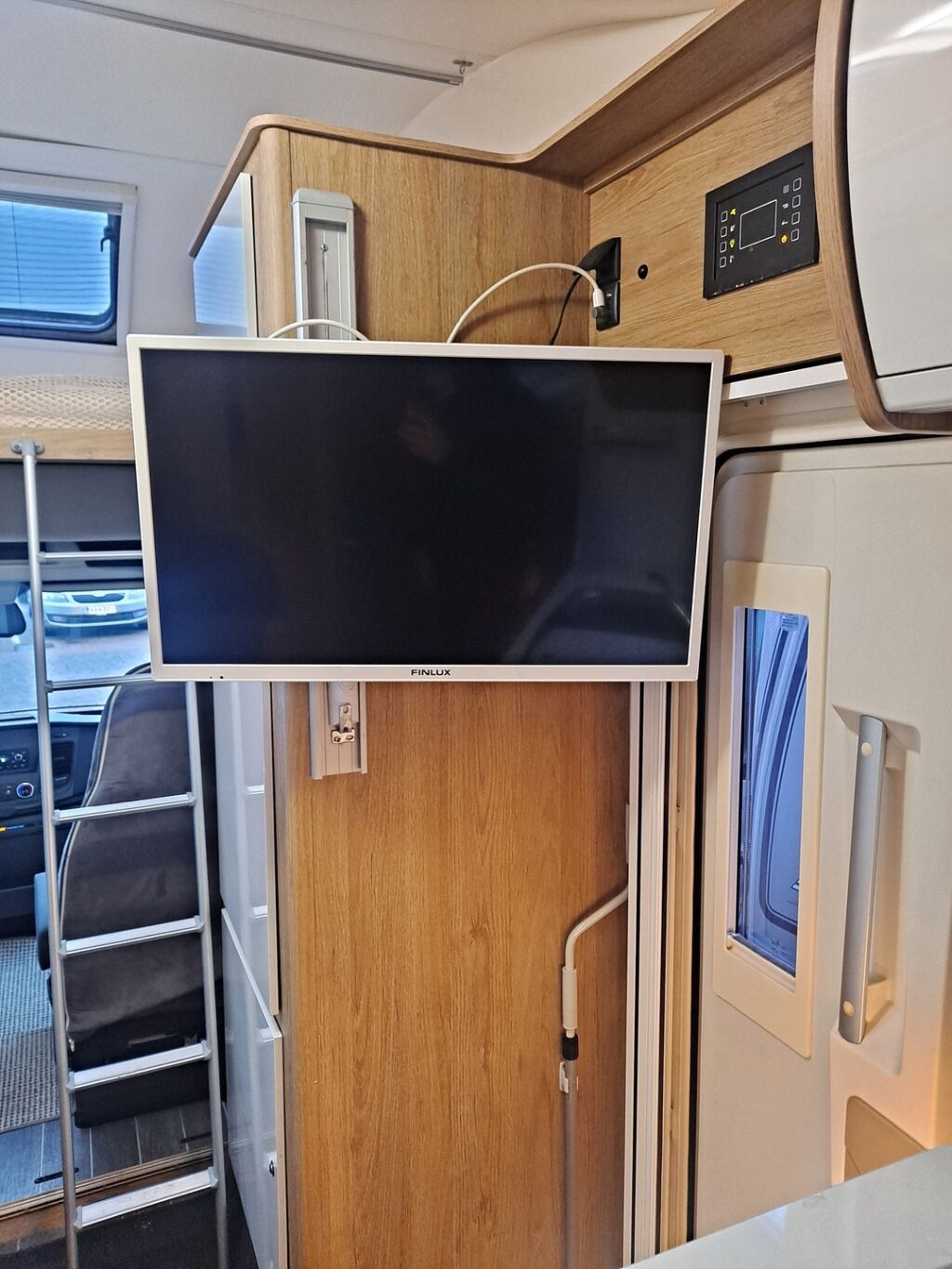 Ci ELLIOT 79 M 2020 Valkoinen