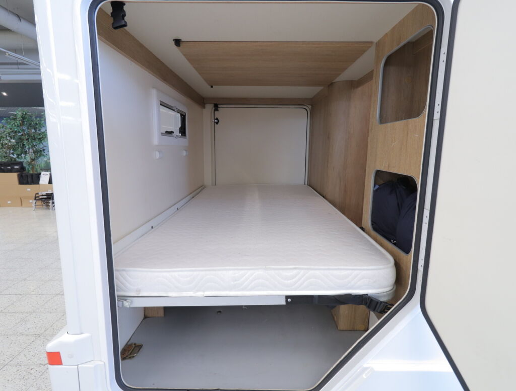 Ci ELLIOT 79 M 2020 Valkoinen