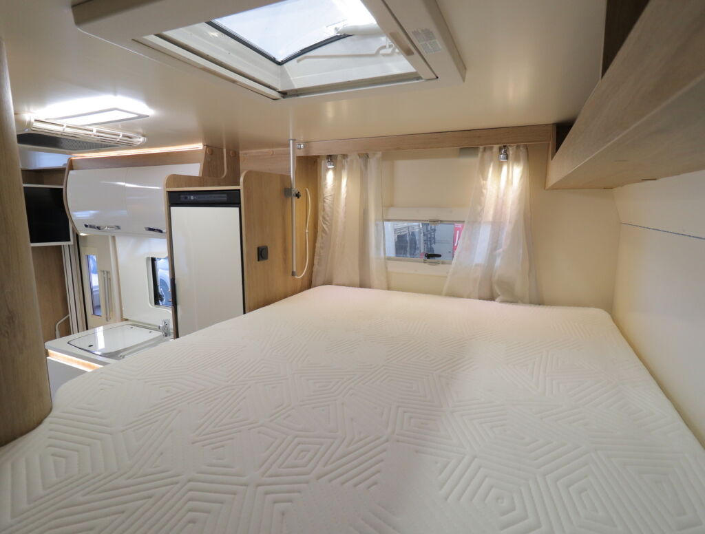 Ci ELLIOT 79 M 2020 Valkoinen