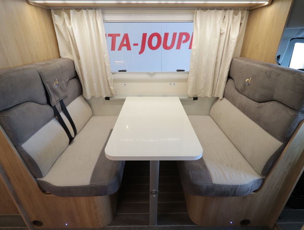 Ci ELLIOT 79 M 2020 Valkoinen