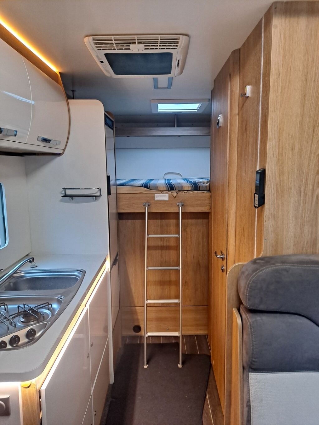 Ci ELLIOT 79 M 2020 Valkoinen