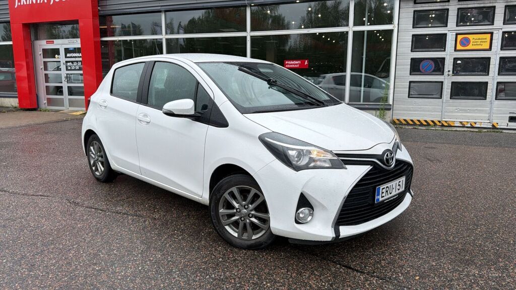 Toyota Yaris 2016 