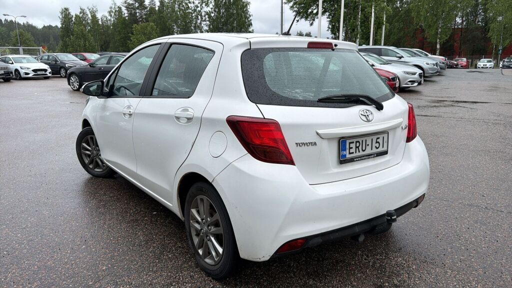 Toyota Yaris 2016 