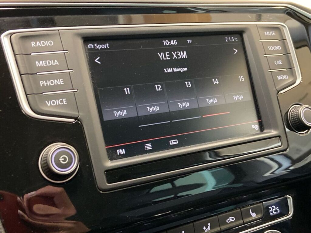 Volkswagen Passat 2015 Valkoinen