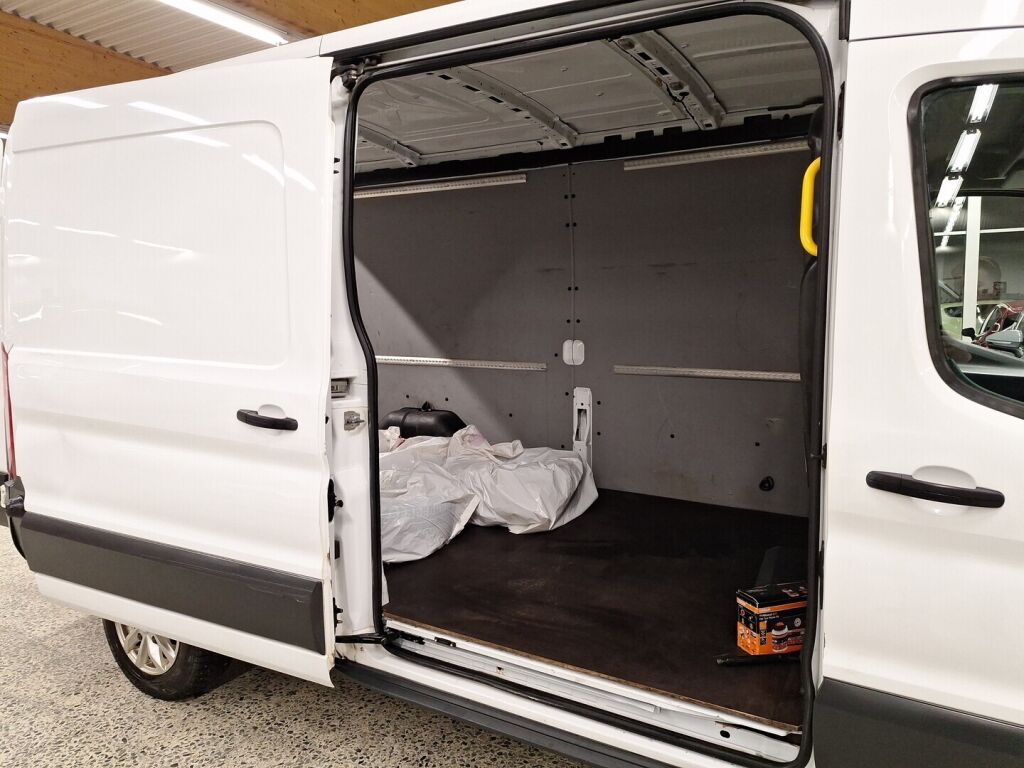 Ford Transit 2018 Valkoinen