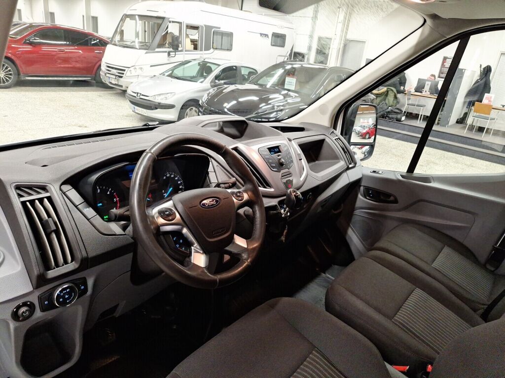 Ford Transit 2018 Valkoinen