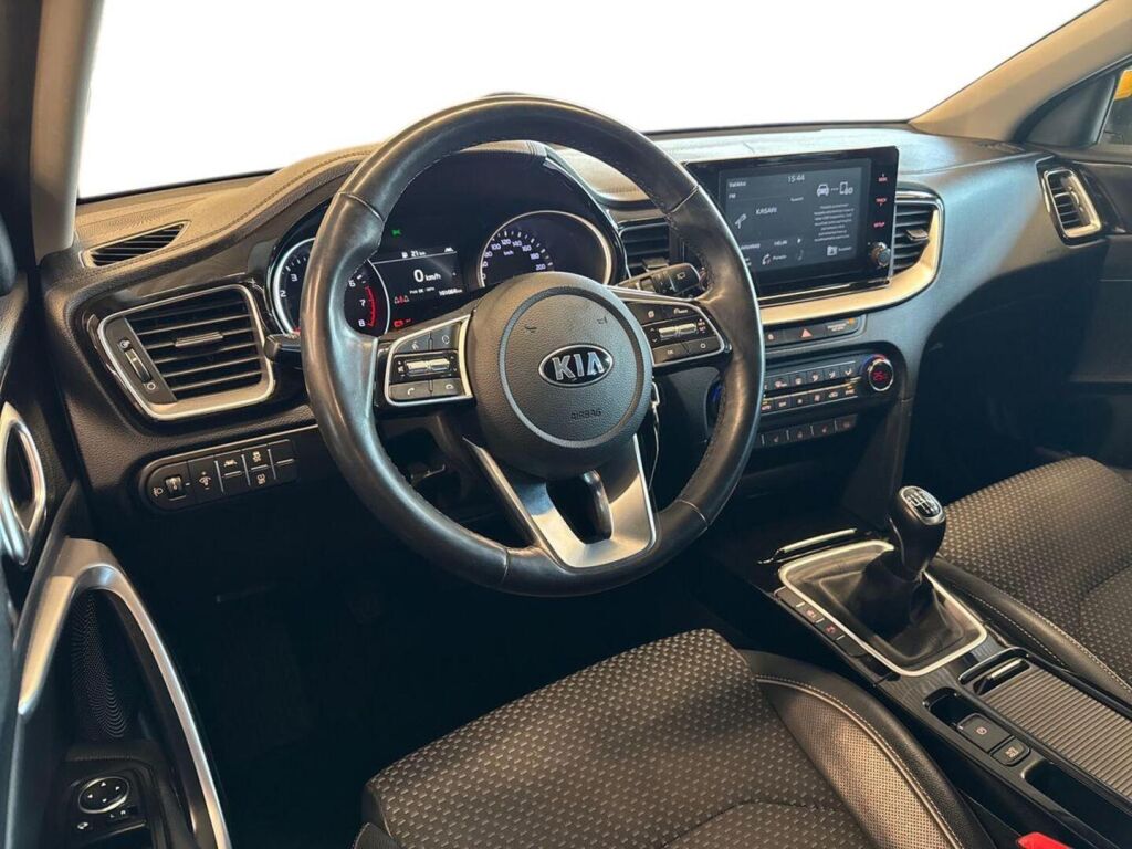 Kia XCeed 2020 Keltainen