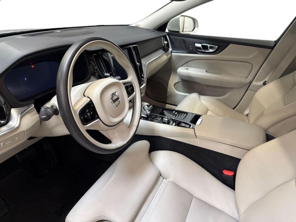 Volvo V60 2020 Harmaa