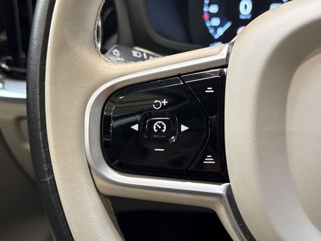 Volvo V60 2020 Harmaa