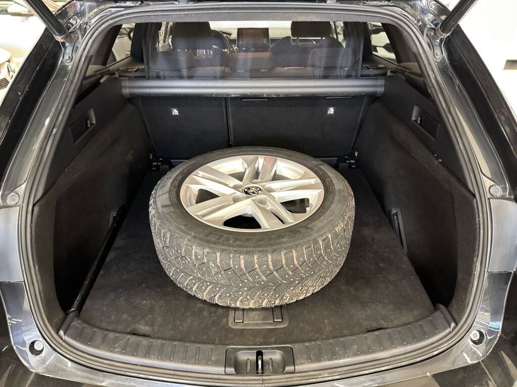 Toyota Corolla 2020 Musta
