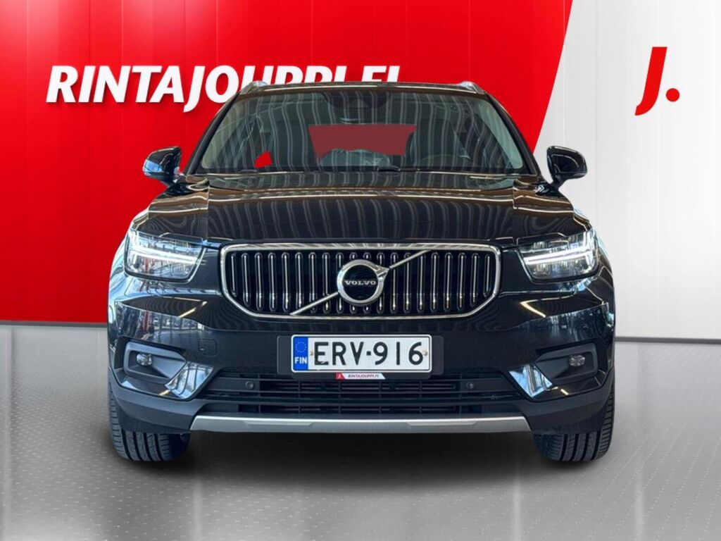 Volvo XC40 2020 Musta
