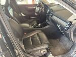 Volvo XC40 2020 Musta