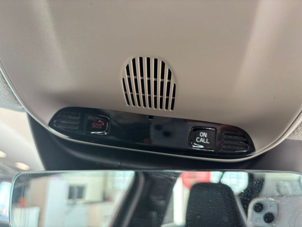 Volvo XC40 2020 Musta