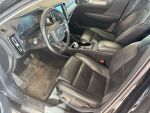 Volvo XC40 2020 Musta