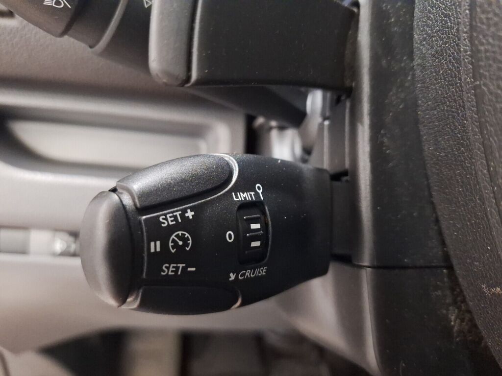 Opel Vivaro 2020 Harmaa