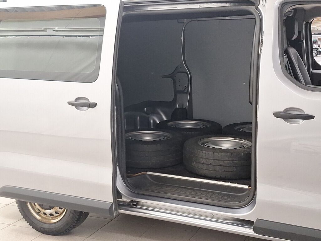 Opel Vivaro 2020 Harmaa