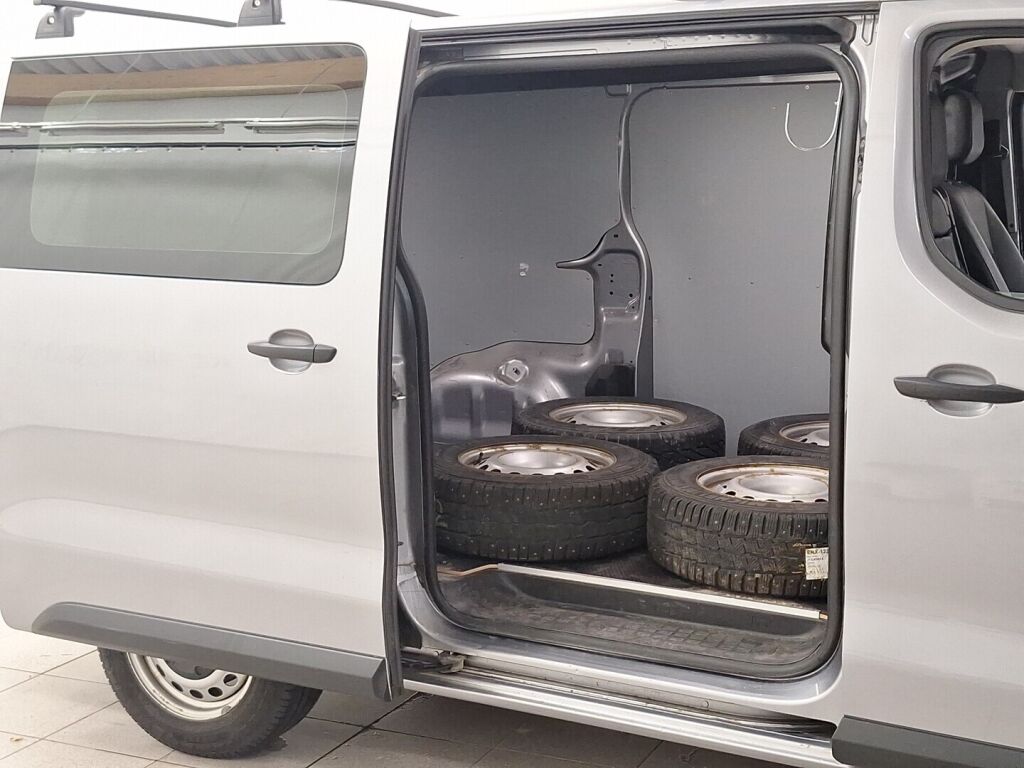 Opel Vivaro 2020 Harmaa