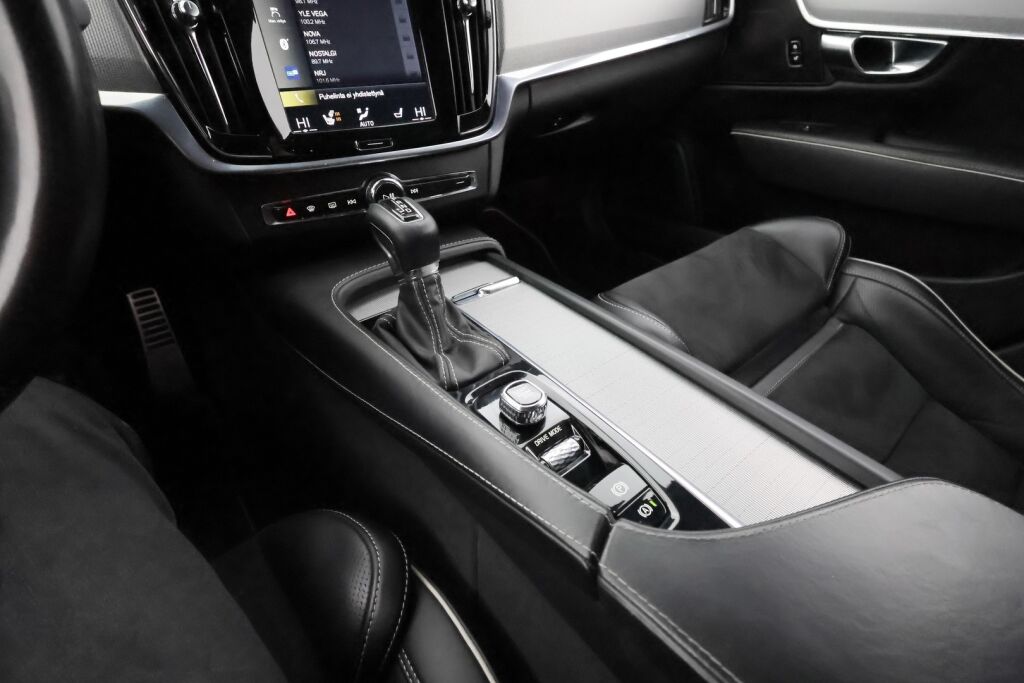 Volvo S90 2020 Valkoinen