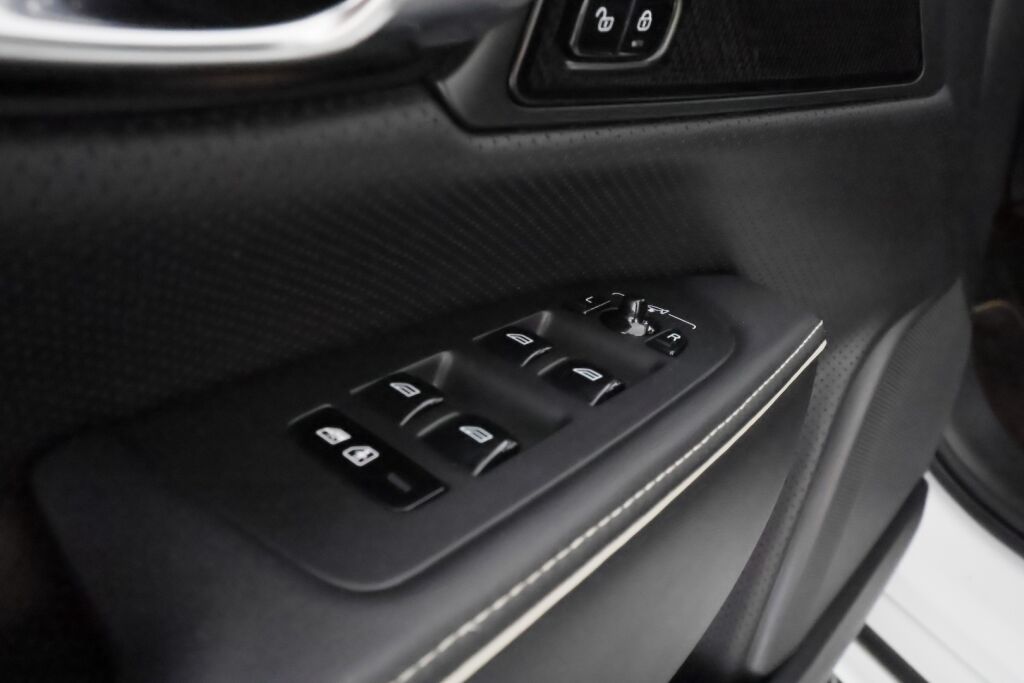 Volvo S90 2020 Valkoinen