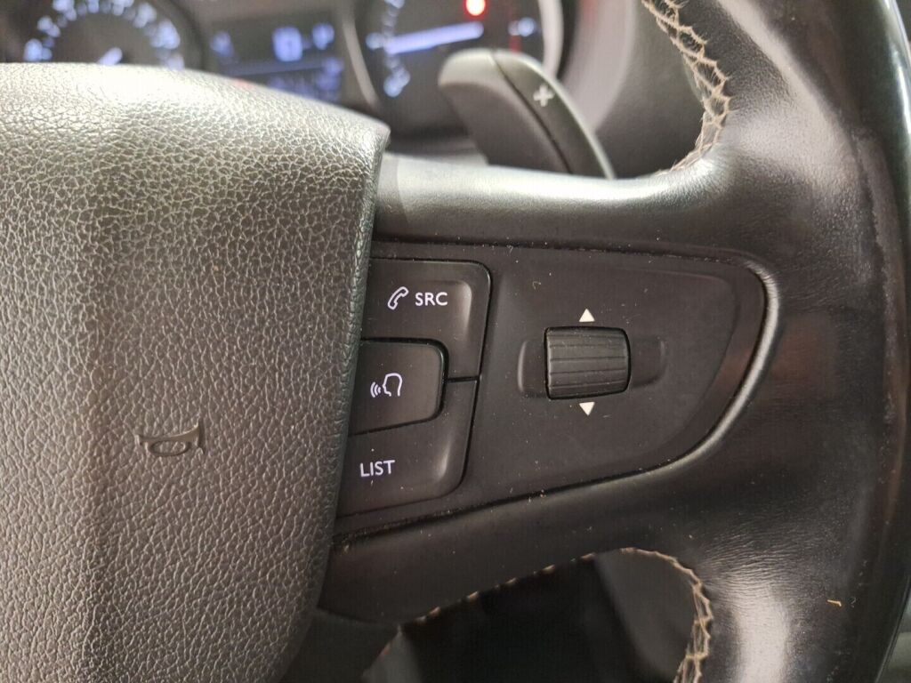 Peugeot Expert 2020 Valkoinen