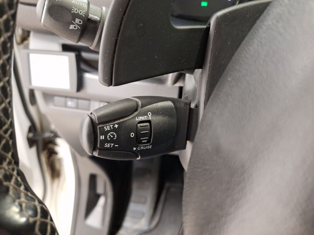 Peugeot Expert 2020 Valkoinen