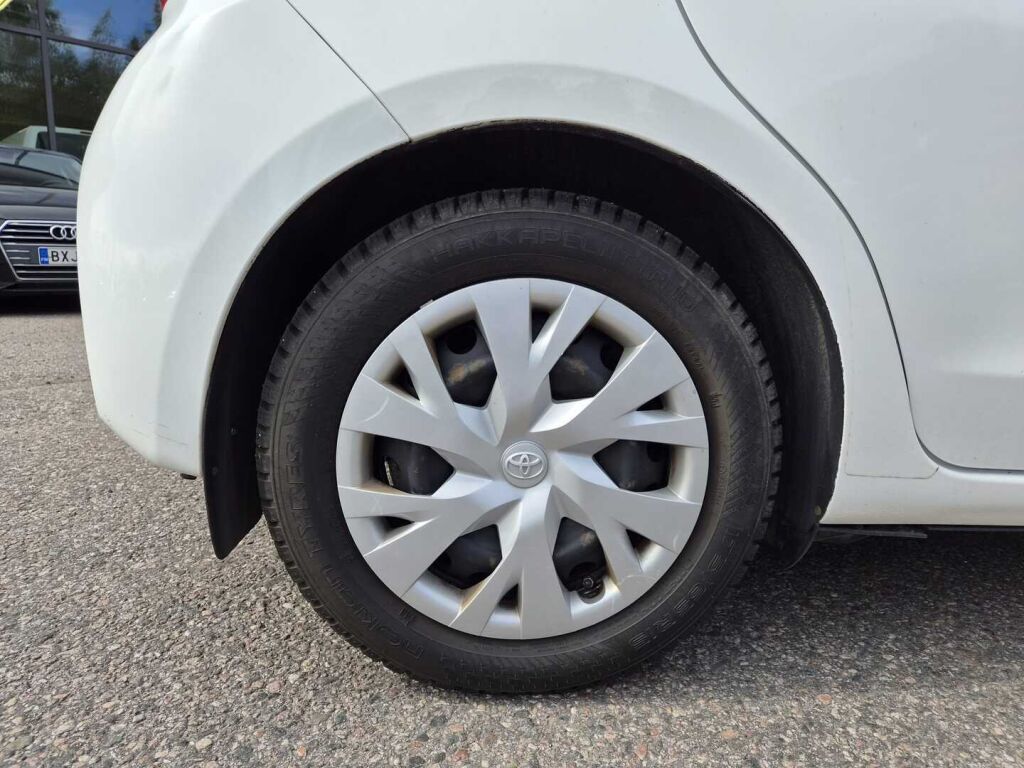 Toyota Yaris 2020 Valkoinen