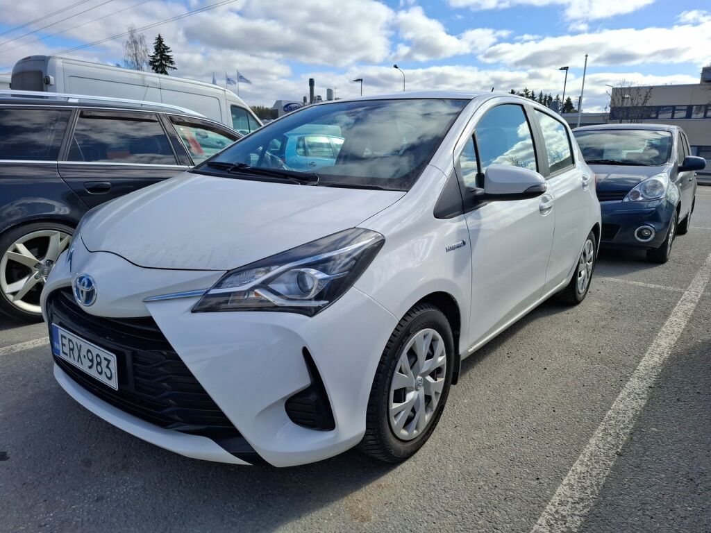 Toyota Yaris 2020 Valkoinen