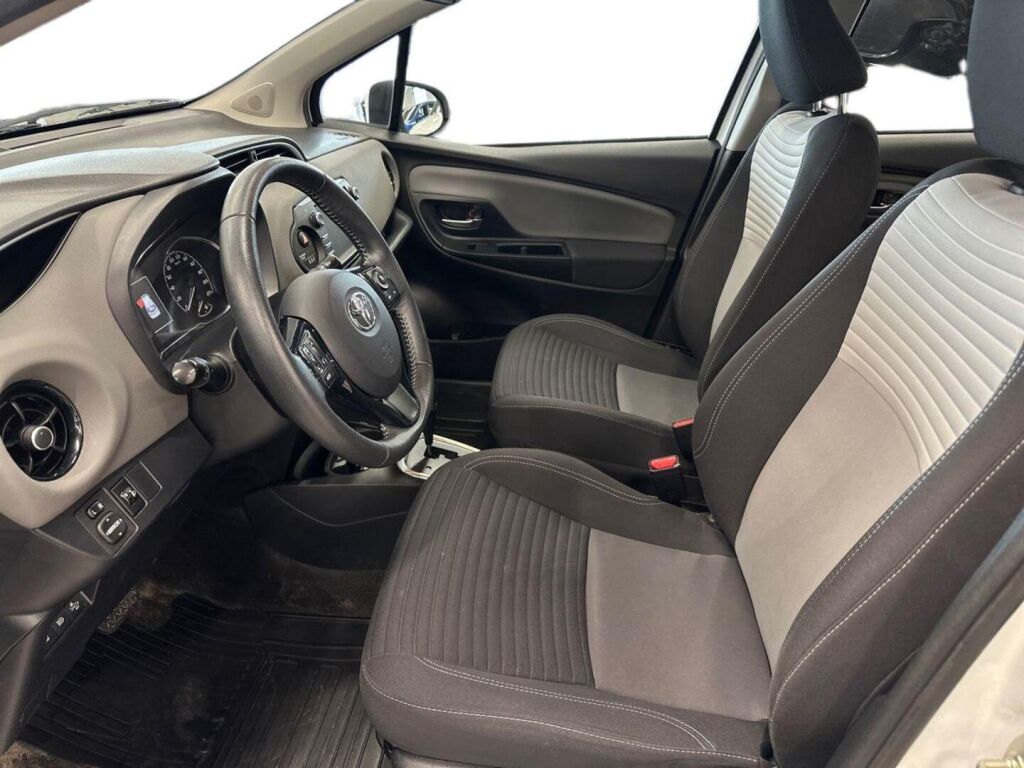 Toyota Yaris 2020 Valkoinen