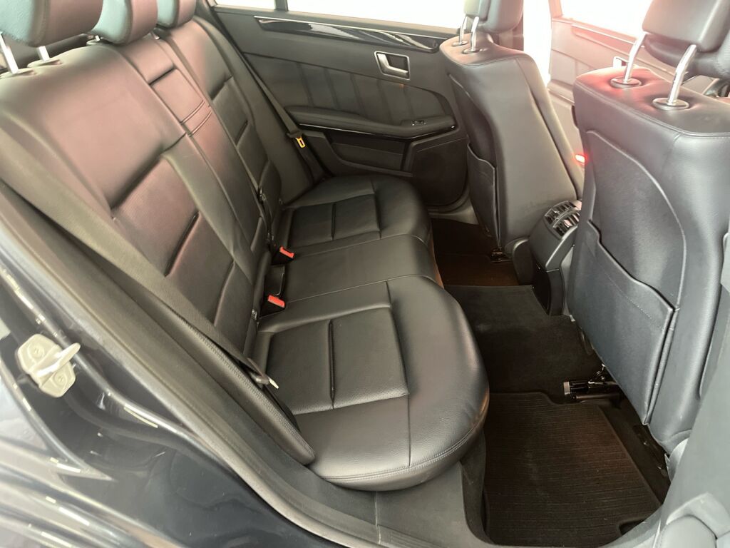 Mercedes-Benz E 2012 Harmaa