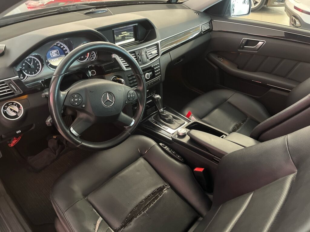 Mercedes-Benz E 2012 Harmaa