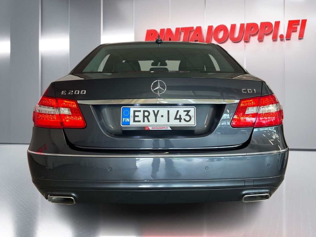 Mercedes-Benz E 2012 Harmaa