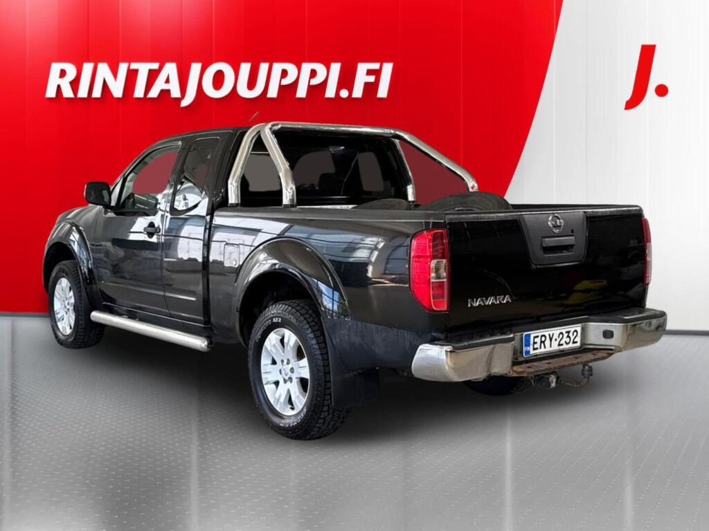 Nissan Navara 2012 Musta