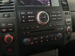 Nissan Navara 2012 Musta