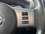 Nissan Navara 2012 Musta