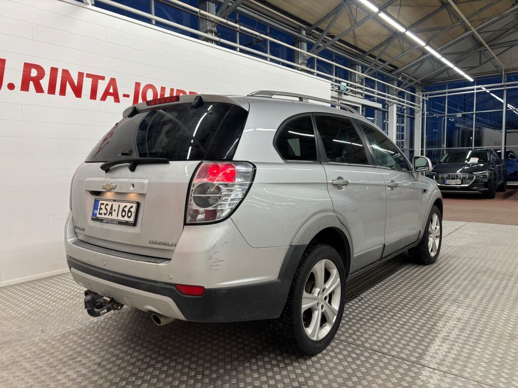 Chevrolet Captiva 2011 Harmaa