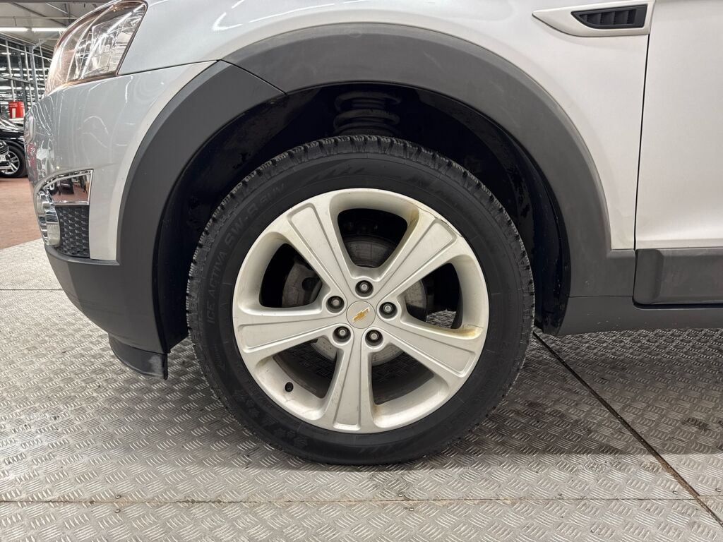 Chevrolet Captiva 2011 Harmaa