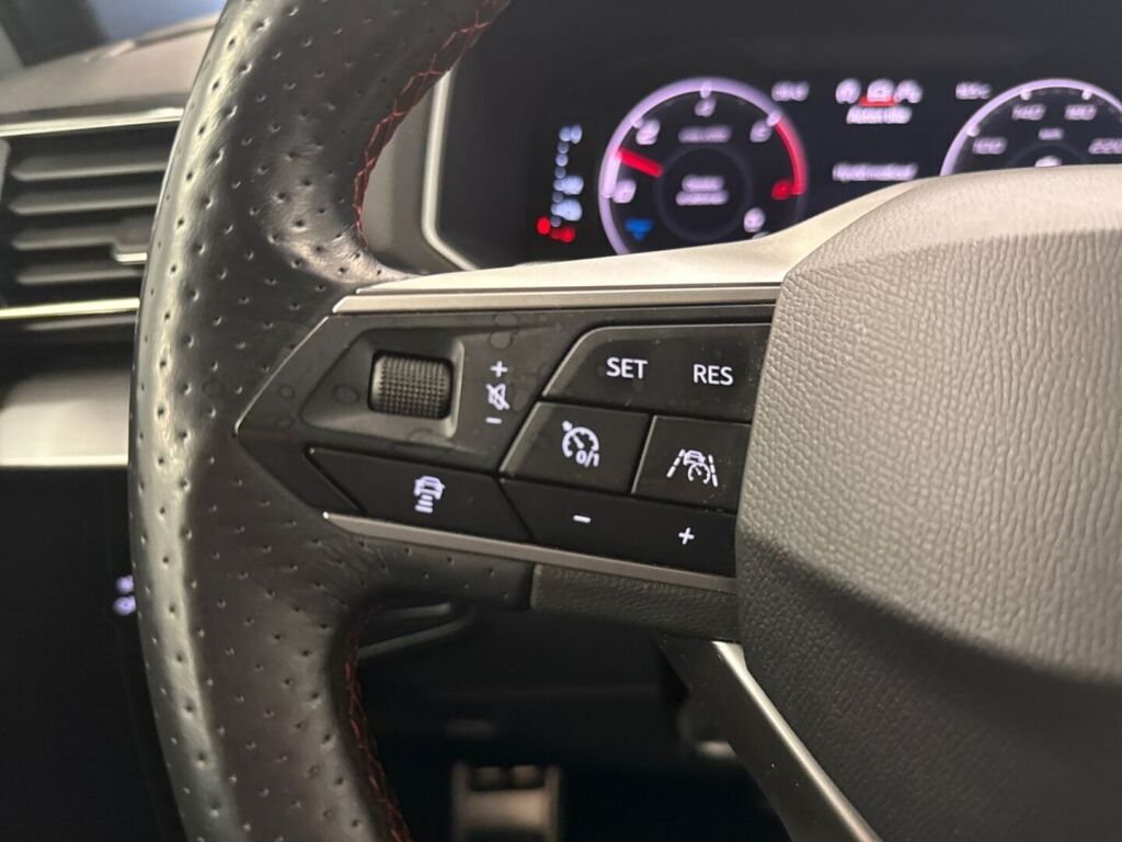 Seat Tarraco 2021 Valkoinen