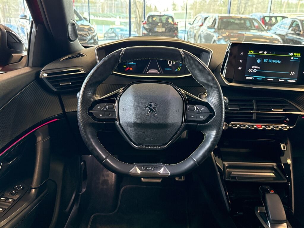 Peugeot e-2008 2022 Punainen