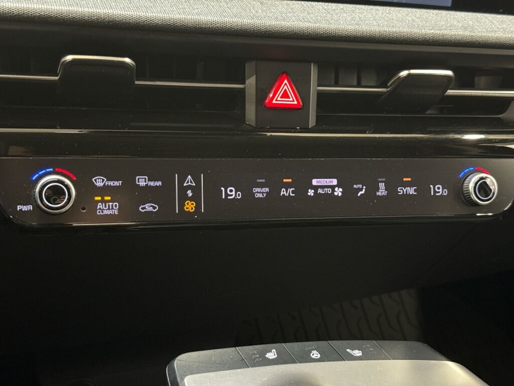 Kia EV6 2021 Sininen