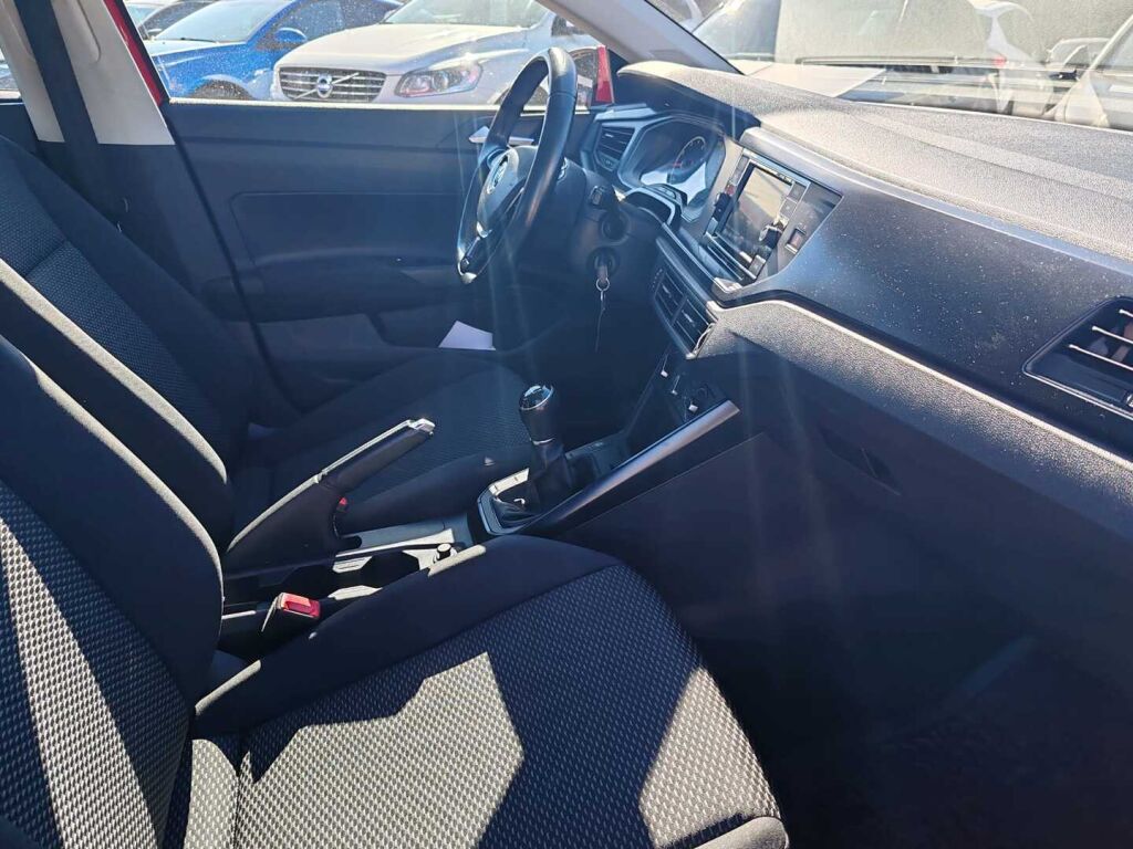 Volkswagen Polo 2020 Punainen