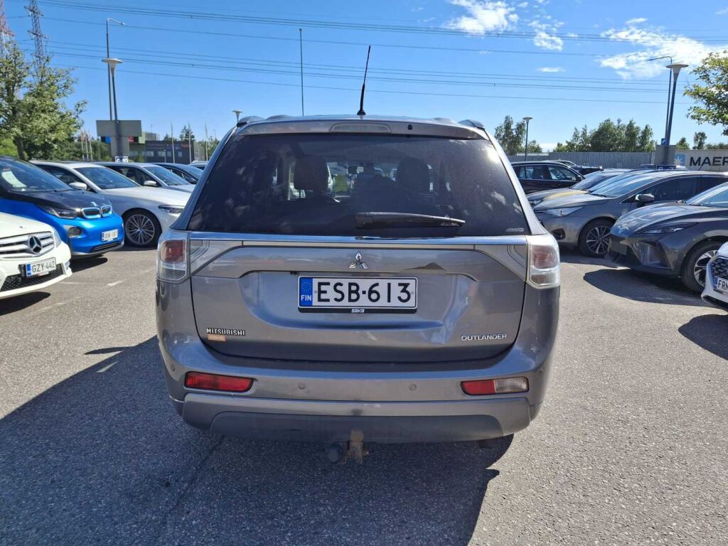 Mitsubishi Outlander 2014 Harmaa
